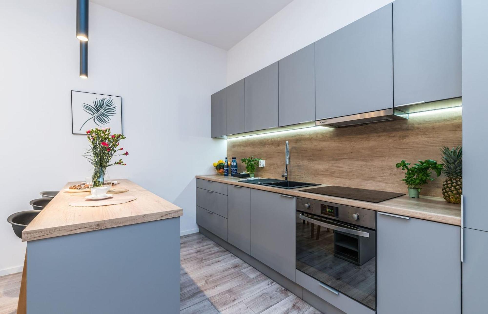 Rent Like Home - Walonska 15 Wroclaw Bagian luar foto